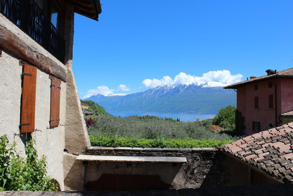 Albergo Locanda Cavallino Toscolano Maderno Exterior foto